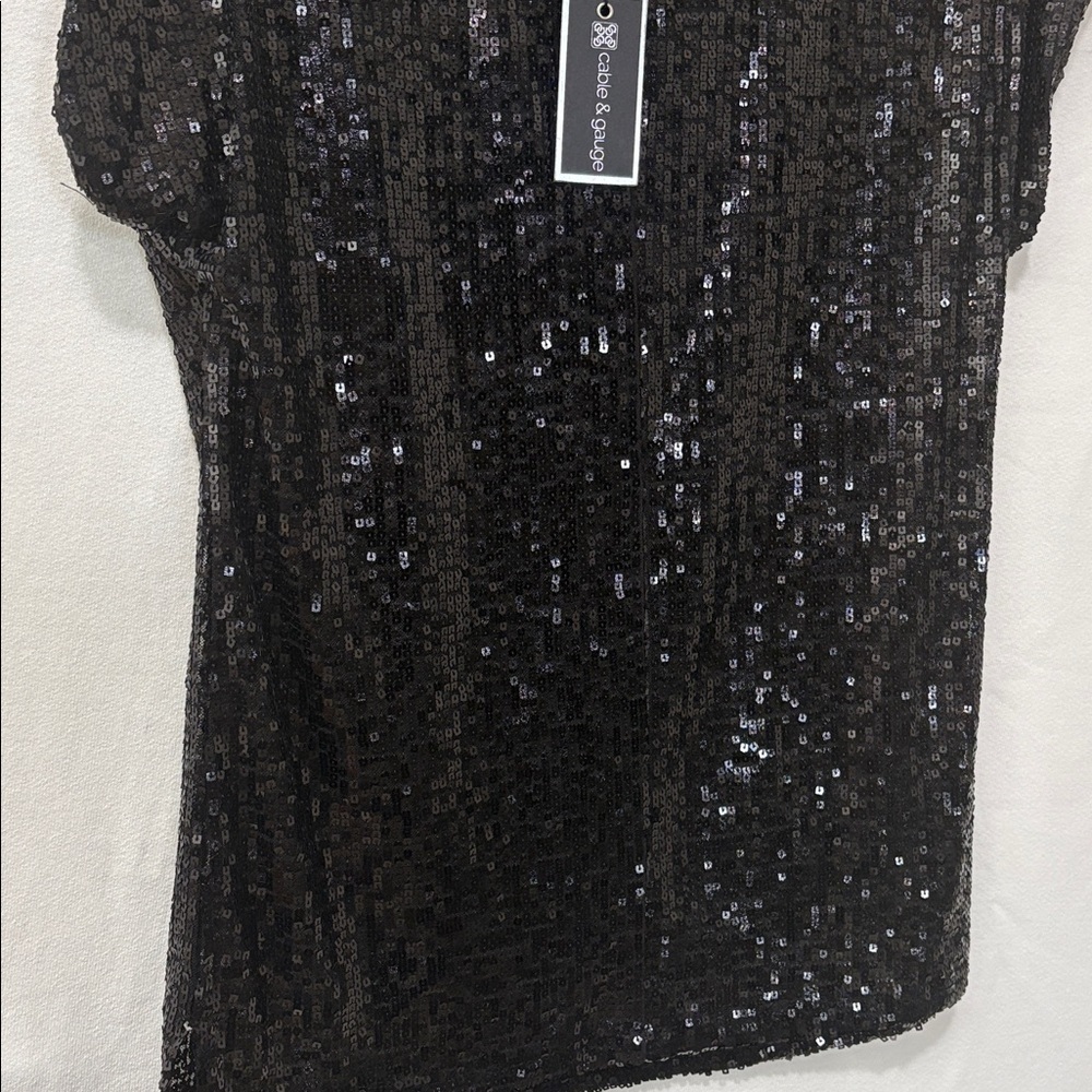 Cable & Gauge Black Sequin Short Sleeve Top - Picture 8 of 8
